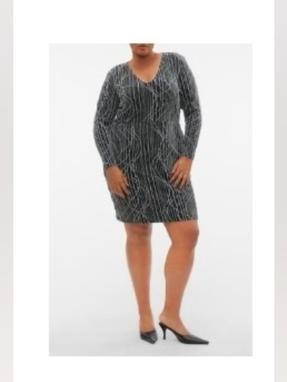 Vero Moda Black and White Abstract Long Sleeve Dress